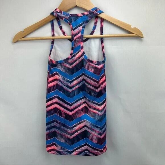 Ivivva (lululemon) Chevron Patterned Racerback Tank Top - Picture 2 of 3